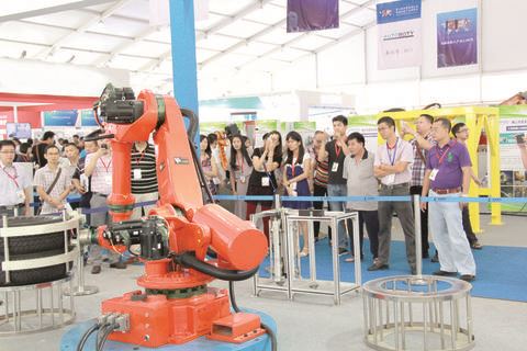 Greatoo Showed its New Products in the 2nd International Robotics and  Robotics and Intelligent Equipment Industry Conference and Exhibition Jieyang Robots Won Fame at Home and Abroad